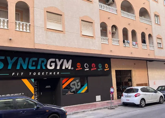 Torreviejar With Garage And Pool 또레비에하