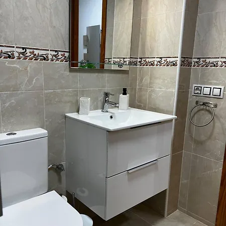 Torreviejar With Garage And Pool شقة *